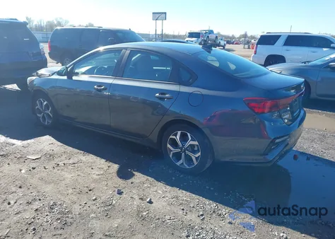 2021 Kia Forte Lxs из США, поврежденный, VIN 3KPF24AD5ME366918